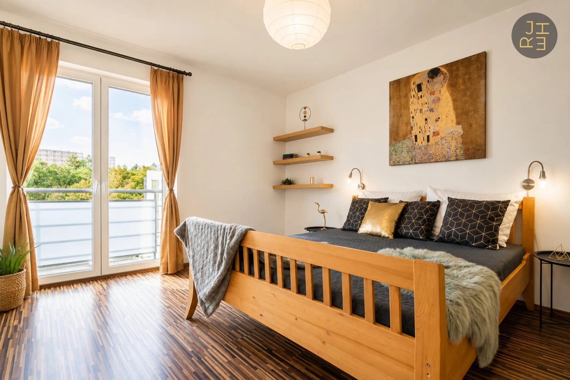 Ložnice po home stagingu